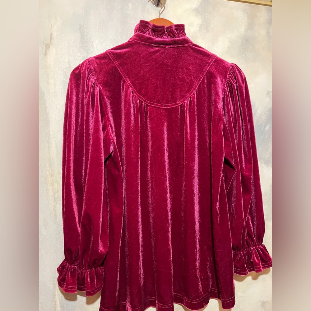 💫Velvet High Ruffle Top💫 - Picture 13 of 14